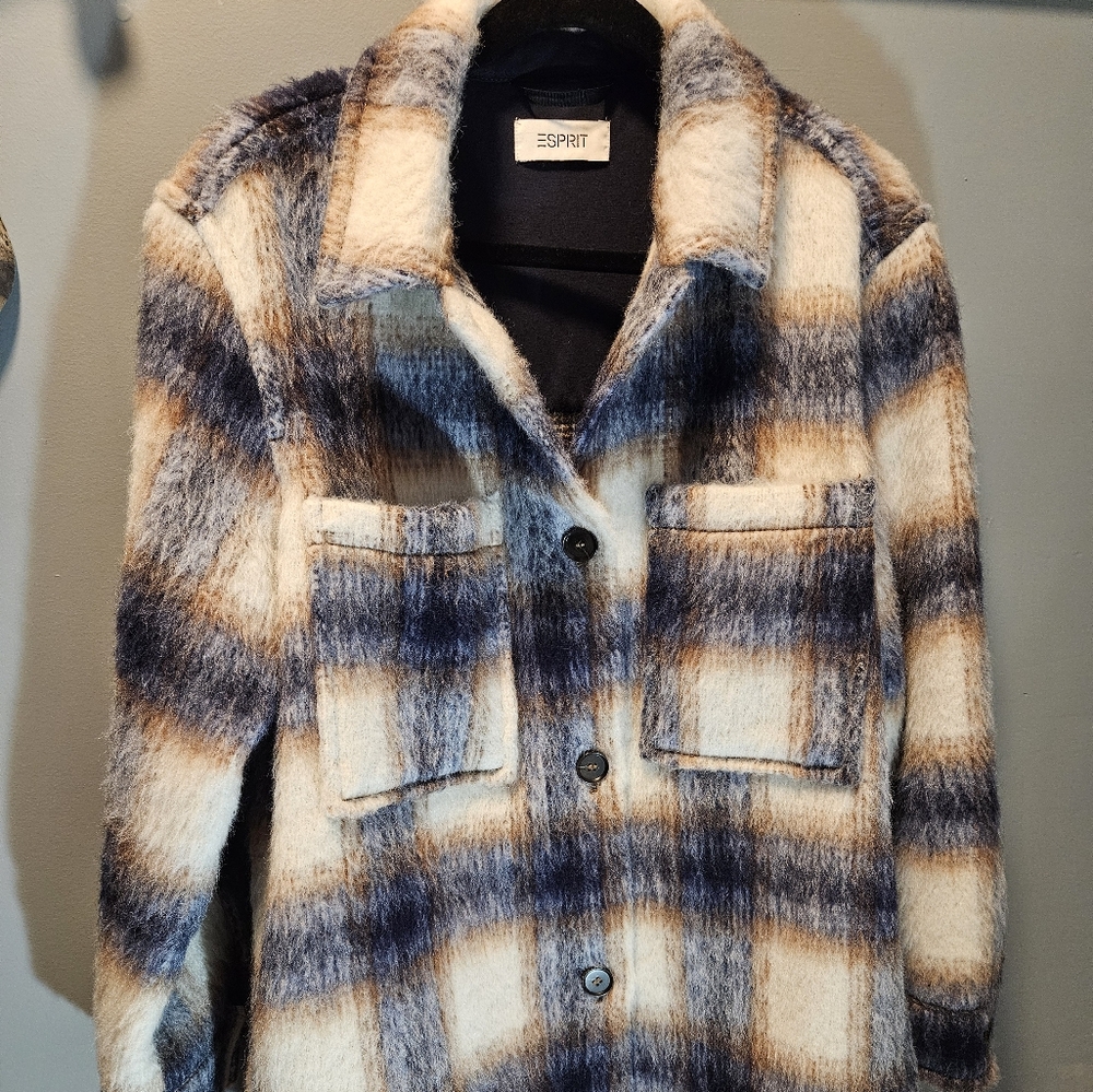 Esprit flannel, size large